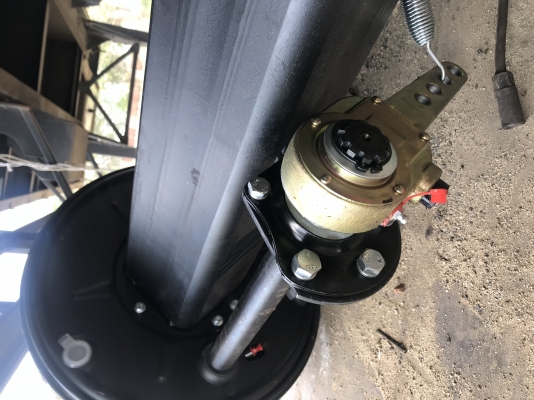 ขายเพลาใหม่ สเป็ค york ทุกอย่าง  เป็นบริษัทลูก  ลูกปืนใหญ่ดุม ใหญ่ผ้าเบรคใหญ่ รบกวนโทร 064-212-1515