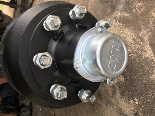 ขายเพลาใหม่ สเป็ค york ทุกอย่าง  เป็นบริษัทลูก  ลูกปืนใหญ่ดุม ใหญ่ผ้าเบรคใหญ่ รบกวนโทร 064-212-1515