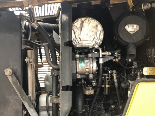 ขายรถตักล้อยาง KOMATSU WA100-6 ปี 2013 นำเข้าเองจากญี่ปุ่น สภาพสวยพร้อมใช้ มีVDOการทำงานครับ