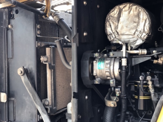 ขายรถตักล้อยาง KOMATSU WA100-6 ปี 2013 นำเข้าเองจากญี่ปุ่น สภาพสวยพร้อมใช้ มีVDOการทำงานครับ