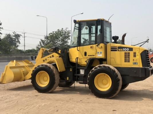 ขายรถตักล้อยาง KOMATSU WA100-6 ปี 2013 นำเข้าเองจากญี่ปุ่น สภาพสวยพร้อมใช้ มีVDOการทำงานครับ