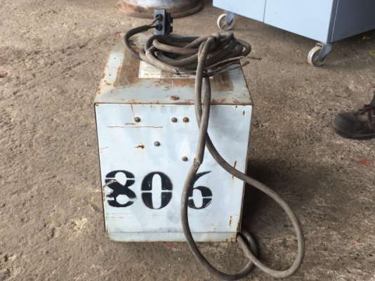 ขายตู้ชาร์จแบตเตอรี่ ไฟเข้า 380 V. DC 24 V. 120 A.