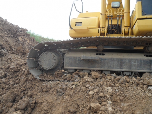 PC200 KOMATSU เดิมๆทั้งคัน ราคา 1,950,000 สนใจโทร 081-989-1989 หรั่งครับ PC200 KOMATSU เดิมๆทั้งคัน ราคา 1,950,000 สนใจโทร 081-989-1989 หรั่งครับ