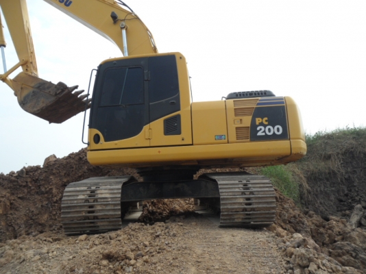 PC200 KOMATSU เดิมๆทั้งคัน ราคา 1,950,000 สนใจโทร 081-989-1989 หรั่งครับ PC200 KOMATSU เดิมๆทั้งคัน ราคา 1,950,000 สนใจโทร 081-989-1989 หรั่งครับ