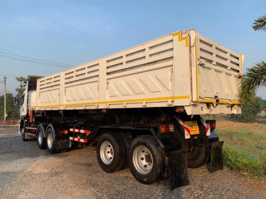 Isuzu 360 แรง ปี 58 สิบล้อหัวลากพร้อมหาง เซมิดัมพ์สามมิตร ยาว 8 เมตร ปี 52 รถสวยเดิมพร้อมใช้งาน ทะเบียนพร้อม