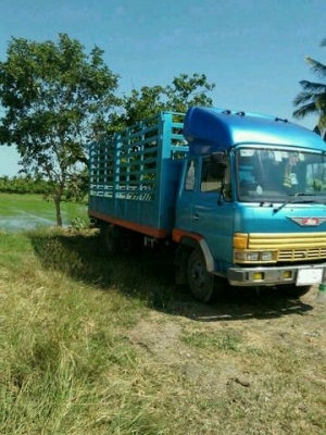 ขาย HINO 202 แรง ยาว 5.20 ม. แอร์ เพาเวอร์ เบรคทิฟฟี่ ราคา 265,000 บาท
