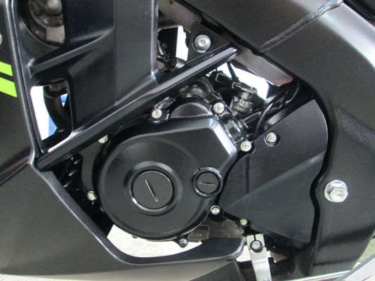 ดาวน์ 3900 บาท เครดิตดีออกรถได้เลย ขาย Yamaha Mslaz ปลายปี 2017 รถหัวฉีดประหยัดน้ำมันแรงด้วย  เครื่องยนต์ 150 CC