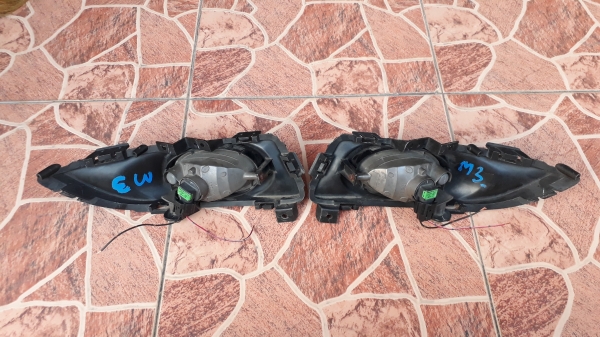 ไฟตัดหมอก ไฟสปอร์ตไลท์ Mazda 3 BK ปี 2004-2009 แท้