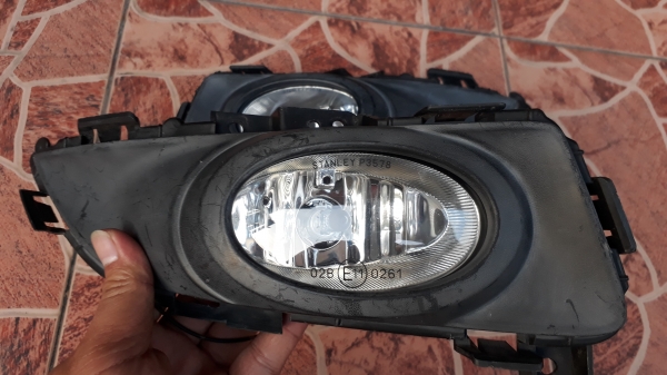 ไฟตัดหมอก ไฟสปอร์ตไลท์ Mazda 3 BK ปี 2004-2009 แท้