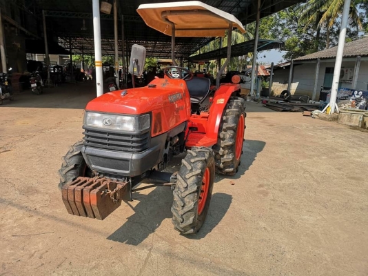 สินค้าเข้าใหม่คูโบต้ารุ่น l3408 สภาพสวยๆ อุปกรณ์ 2 ชิ้น ผาน 6 + โรตารี่ ชั่วโมงใช้งาน 2100 ชั่วโมง ราคา 165000 บาท สนใจติดต่อได้ที่ 0906910337ต้า