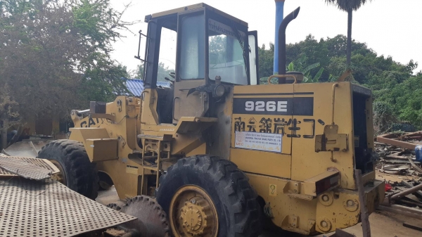ขาย 690,000 รถตักล้อยาง CAT 926 E เครื่องดี เกียร์แรง เอวแน่น มีเก๋ง ยางดี รถสวยพร้อมใช้ เอกสารซื้อขาย รถอยู่ นครปฐม064-191-1112 ขาย 690,000 รถตักล้อยาง CAT 926 E เครื่องดี เกียร์แรง เอวแน่น มีเก๋ง ยางดี รถสวยพร้อมใช้ เอกสารซื้อขาย รถอยู่ นครปฐม064-191-1112