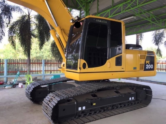 ขายด่วน!! Komatsu PC200-8MO ไมล์ ชม. 6,000 สภาพนางฟ้าค่ะ
