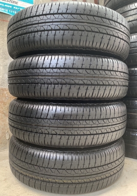 ล้อแม็กป้ายแดง Nissan Almera Sportech ขอบ 15 พร้อมยางป้ายแดง Bridgestone 185-65-15 ปี 18 สวยกริ๊บ