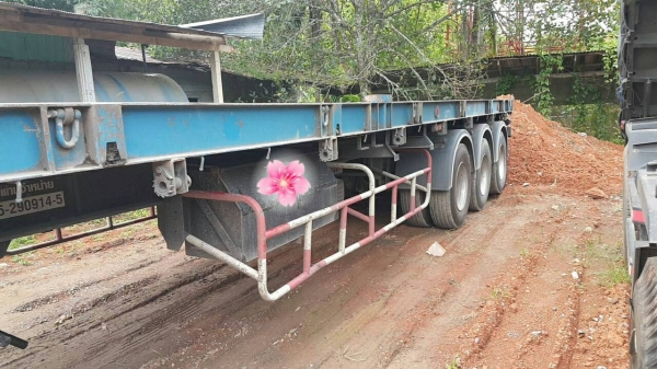 ขายดาวน์รถบรรทุก 10 ล้อหัวลาก HINO VICTOR 344 แรงม้าปี 2560 พร้อมหางเทรลเลอร์พื้นเรียบ RCK 3 เพลา ขายดาวน์ 150000