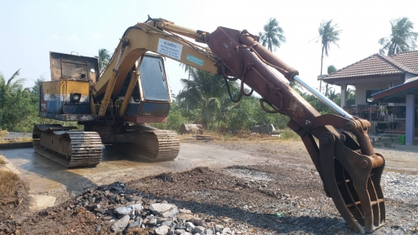 Komatsu PC120-2 หัวคีบ เครื่องปั๊มเดิมแรงดี ช่วงล่างดี เอวแน่น ทำงานไม่โหลด พร้อมใช้งาน เอกสารซื้อขาย