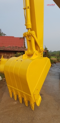 ขายรถแบคโฮ KOMATSU PC200-8MO ซีเรียลสูง กล้องหลัง ใช้งานเพียง 4 พันชั่วโมง สภาพนางงามจักรวาล เอกสารเล่มทะเบียน ขายรถแบคโฮ KOMATSU PC200-8MO ซีเรียลสูง กล้องหลัง ใช้งานเพียง 4 พันชั่วโมง สภาพนางงามจักรวาล เอกสารเล่มทะเบียน