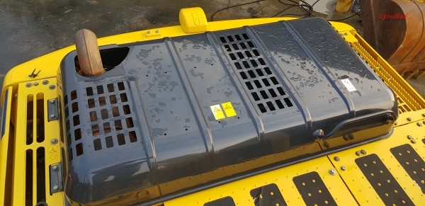 ขายรถแบคโฮ KOMATSU PC200-8MO ซีเรียลสูง กล้องหลัง ใช้งานเพียง 4 พันชั่วโมง สภาพนางงามจักรวาล เอกสารเล่มทะเบียน ขายรถแบคโฮ KOMATSU PC200-8MO ซีเรียลสูง กล้องหลัง ใช้งานเพียง 4 พันชั่วโมง สภาพนางงามจักรวาล เอกสารเล่มทะเบียน