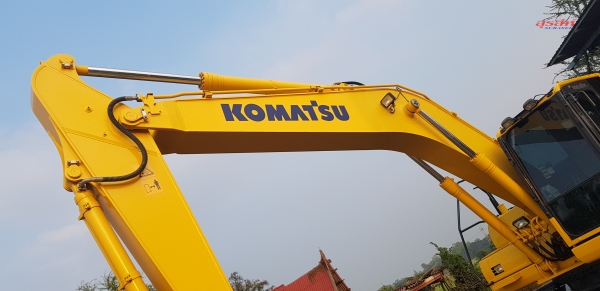 ขายรถแบคโฮ KOMATSU PC200-8MO ซีเรียลสูง กล้องหลัง ใช้งานเพียง 4 พันชั่วโมง สภาพนางงามจักรวาล เอกสารเล่มทะเบียน ขายรถแบคโฮ KOMATSU PC200-8MO ซีเรียลสูง กล้องหลัง ใช้งานเพียง 4 พันชั่วโมง สภาพนางงามจักรวาล เอกสารเล่มทะเบียน
