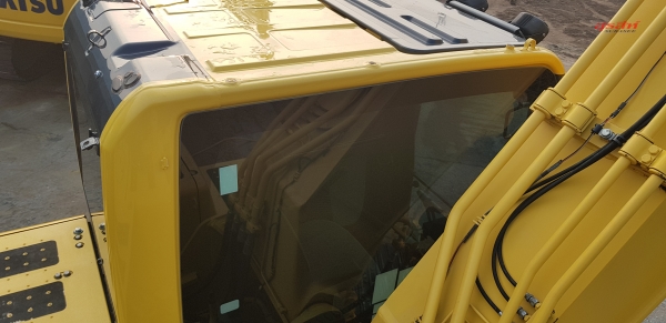 ขายรถแบคโฮ KOMATSU PC200-8MO ซีเรียลสูง กล้องหลัง ใช้งานเพียง 4 พันชั่วโมง สภาพนางงามจักรวาล เอกสารเล่มทะเบียน ขายรถแบคโฮ KOMATSU PC200-8MO ซีเรียลสูง กล้องหลัง ใช้งานเพียง 4 พันชั่วโมง สภาพนางงามจักรวาล เอกสารเล่มทะเบียน