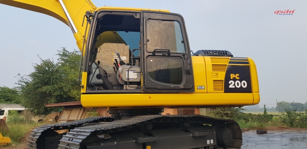 ขายรถแบคโฮ KOMATSU PC200-8MO ซีเรียลสูง กล้องหลัง ใช้งานเพียง 4 พันชั่วโมง สภาพนางงามจักรวาล เอกสารเล่มทะเบียน ขายรถแบคโฮ KOMATSU PC200-8MO ซีเรียลสูง กล้องหลัง ใช้งานเพียง 4 พันชั่วโมง สภาพนางงามจักรวาล เอกสารเล่มทะเบียน