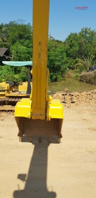 ขายรถแบคโฮ KOMATSU PC200-8 ใช้งาน 6 พันชั่วโมง สภาพเทพบุตร ขายรถแบคโฮ KOMATSU PC200-8 ใช้งาน 6 พันชั่วโมง สภาพเทพบุตร