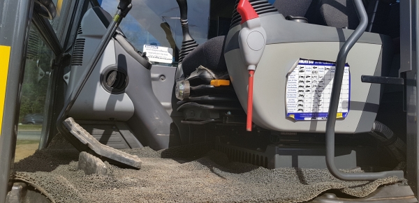 รถแบคโฮ KOMATSU PC200-8M0 ซีเรียลสูง กล้องหลัง ใช้งานเพียง 6 พันชั่วโมง (PM 7 พันชั่วโมง) สภาพเทพบุตร รถแบคโฮ KOMATSU PC200-8M0 ซีเรียลสูง กล้องหลัง ใช้งานเพียง 6 พันชั่วโมง (PM 7 พันชั่วโมง) สภาพเทพบุตร