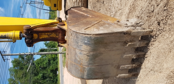 รถแบคโฮ KOMATSU PC200-8M0 ซีเรียลสูง กล้องหลัง ใช้งานเพียง 6 พันชั่วโมง (PM 7 พันชั่วโมง) สภาพเทพบุตร รถแบคโฮ KOMATSU PC200-8M0 ซีเรียลสูง กล้องหลัง ใช้งานเพียง 6 พันชั่วโมง (PM 7 พันชั่วโมง) สภาพเทพบุตร