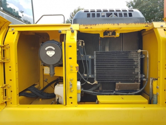 ขายรถแบคโฮ KOMATSU PC200-8 ใช้งานเพียง 7 พันชั่วโมง สภาพนางฟ้า ขายรถแบคโฮ KOMATSU PC200-8 ใช้งานเพียง 7 พันชั่วโมง สภาพนางฟ้า