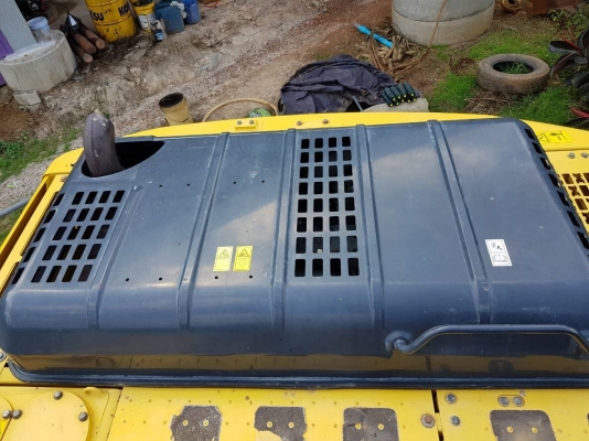 ขายรถแบคโฮ KOMATSU PC200-8 ใช้งานเพียง 7 พันชั่วโมง สภาพนางฟ้า ขายรถแบคโฮ KOMATSU PC200-8 ใช้งานเพียง 7 พันชั่วโมง สภาพนางฟ้า