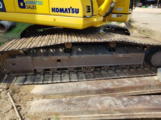 ขายรถแบคโฮ KOMATSU PC200-8 ใช้งานเพียง 7 พันชั่วโมง สภาพนางฟ้า ขายรถแบคโฮ KOMATSU PC200-8 ใช้งานเพียง 7 พันชั่วโมง สภาพนางฟ้า