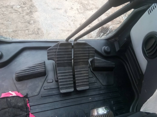 ขายรถแบคโฮ KOMATSU PC160LC-8 ใช้งาน 8,5xx ชั่วโมง สภาพเทพบุตร เอกสารเล่มทะเบียน