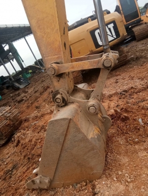 ขายรถแบคโฮ KOMATSU PC160LC-8 ใช้งาน 8,5xx ชั่วโมง สภาพเทพบุตร เอกสารเล่มทะเบียน