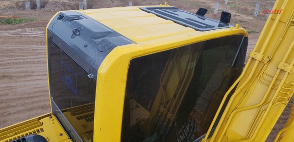 ขายรถแบคโฮ KOMATSU PC130-8 ใช้งาน 9 พันชั่วโมง สภาพนางฟ้า เอกสารเล่มทะเบียน ขายรถแบคโฮ KOMATSU PC130-8 ใช้งาน 9 พันชั่วโมง สภาพนางฟ้า เอกสารเล่มทะเบียน