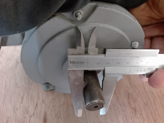 ขายมอเตอร์  Mitsubishi 1HP. 380V  4Pole