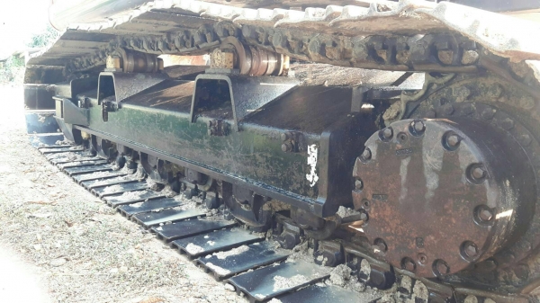 ขายรถขุด HITACHI ZX200-5G ใช้งานหมื่นชั่วโมง สภาพดี พร้อมใช้งาน