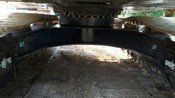 ขายรถขุด HITACHI ZX200-5G ใช้งานหมื่นชั่วโมง สภาพดี พร้อมใช้งาน