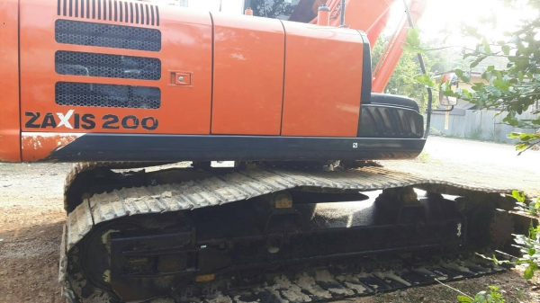 ขายรถขุด HITACHI ZX200-5G ใช้งานหมื่นชั่วโมง สภาพดี พร้อมใช้งาน