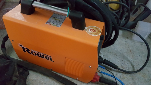 ตู้เชื่อม อาร์กอน rowel tig160s สภาพใหม่ พร้อมถัง 1.5คิว ประกันเหลือ 2ปี8เดือน