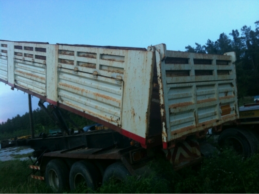 เซมิเทรลเลอร์ กระบะดั๊ม 3 มิตร