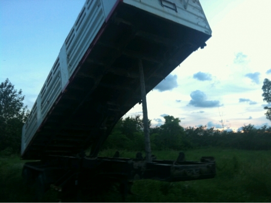 เซมิเทรลเลอร์ กระบะดั๊ม 3 มิตร