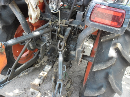 ขายดาวน์รถคูโบต้าB2420 24แรงม้า พร้อมผานจานและจอบหมุน