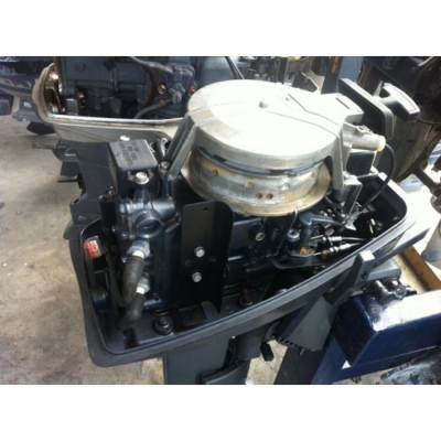 ขายเครื่องยนต์เรือ Yamaha 8 CMH