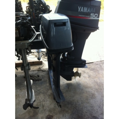 ขายเครื่องยนต์เรือ Yamaha 8 CMH