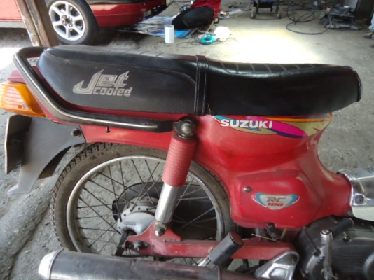 ขาย SUZUKI RC100 ปี38 สภาพดี ทุกอย่างใช้งานได้ดี ระบบไฟดีหมด เครื่องเดิมๆแน่นๆวิ่งแรงๆ มีทะเบียนพร้อมโอน ราคา 7,500.- ขาย SUZUKI RC100 ปี38 สภาพดี ทุกอย่างใช้งานได้ดี ระบบไฟดีหมด เครื่องเดิมๆแน่นๆวิ่งแรงๆ มีทะเบียนพร้อมโอน ราคา 7,500.-