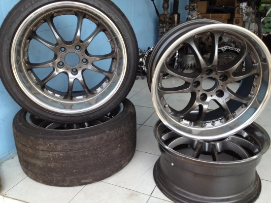 ฝากทีจร้า MANARAY VR5 ขอบ18'' หน้า 8''1/2 หลัง 9''1/2 oof 35 5รู114 ยุ่นแท้ไม่มีซ่อม เบาๆสวยๆ 086-166-9528