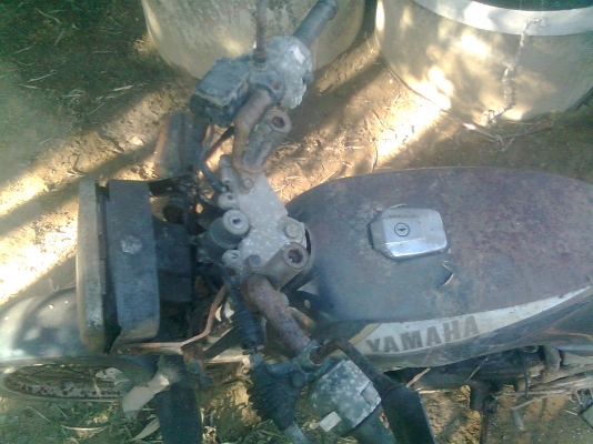 *ลดราคา***yamaha RX Z ของแท้ทั้งคัน หน้ากากใหม่เก่าเก็บให้ด้วย**รถไม่ได้ล้าง