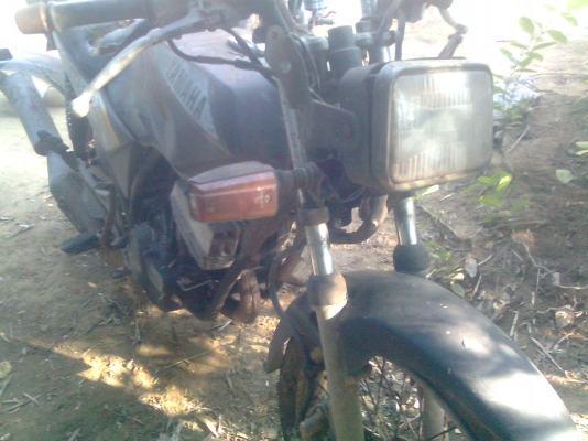 *ลดราคา***yamaha RX Z ของแท้ทั้งคัน หน้ากากใหม่เก่าเก็บให้ด้วย**รถไม่ได้ล้าง