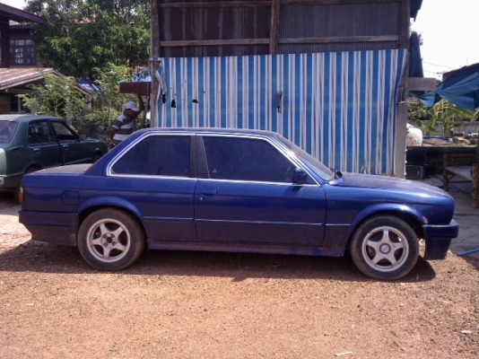 bmw 316i e 30 สองประตู
