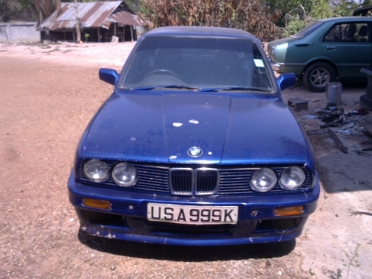 bmw 316i e 30 สองประตู