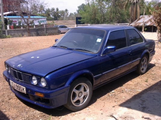 bmw 316i e 30 สองประตู